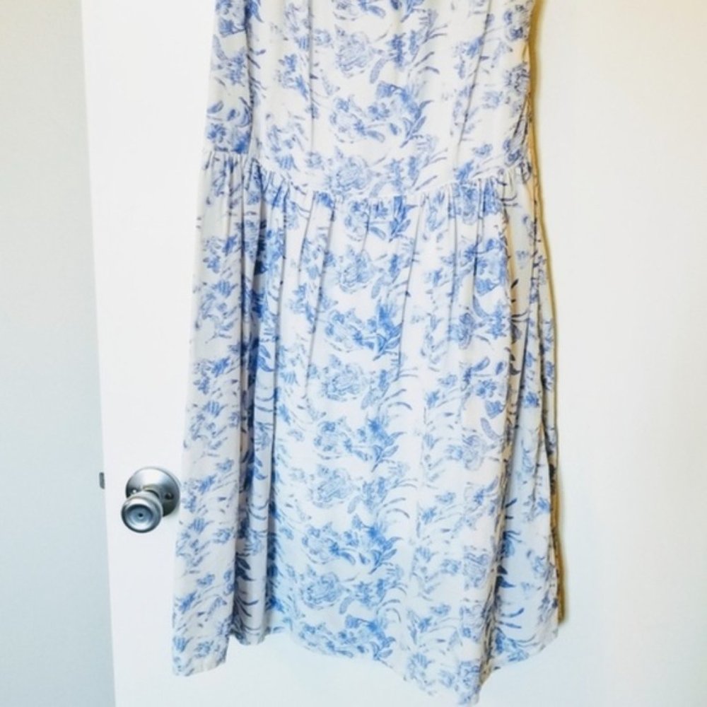 Floral Blue and White Dress - Picture 2 of 8